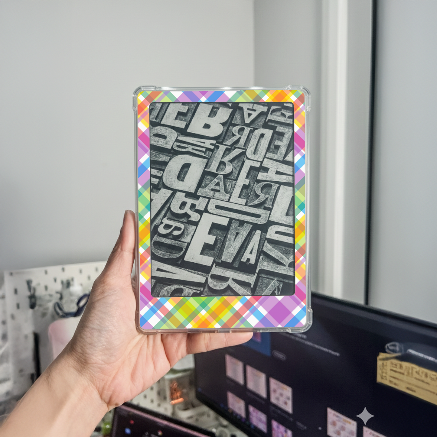 Kindle Skin - Berry Twist